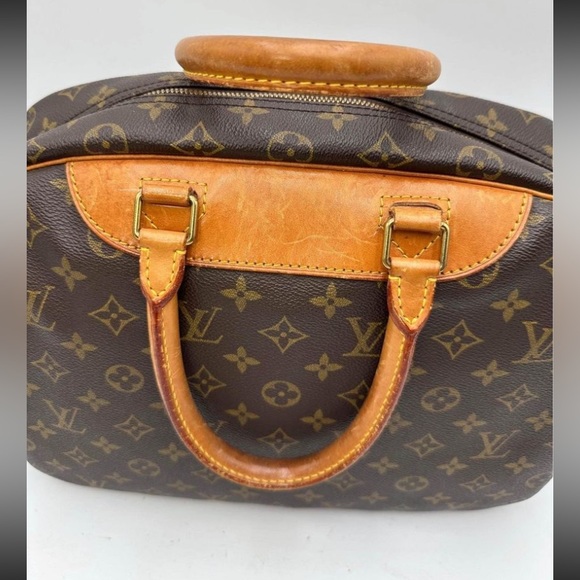 Louis Vuitton Deauville